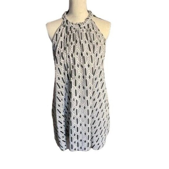 Banana Republic Dresses & Skirts - Banana Republic Sleeveless Black and White Halter Lined Dress XS